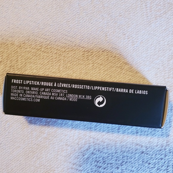 MAC Frost Lipstick CB 96 Lot E97 wt 3g/.1oz - Picture 4 of 4